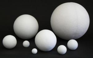 697 - 6" Styrofoam Balls - 6.45 ea, 6.15/12
