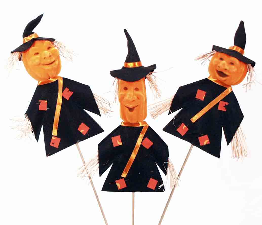 H325 - 14" Dressed Pumpkin - 1.05 ea