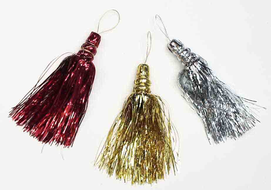 X565 - 6.5" Hanging Tassels - 1.75 pkg, 1.50/12