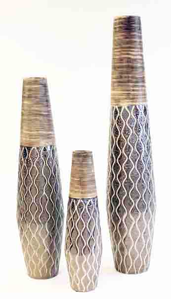 DC252 - 24.5" Deco Ceramic Vase - 34.50 ea