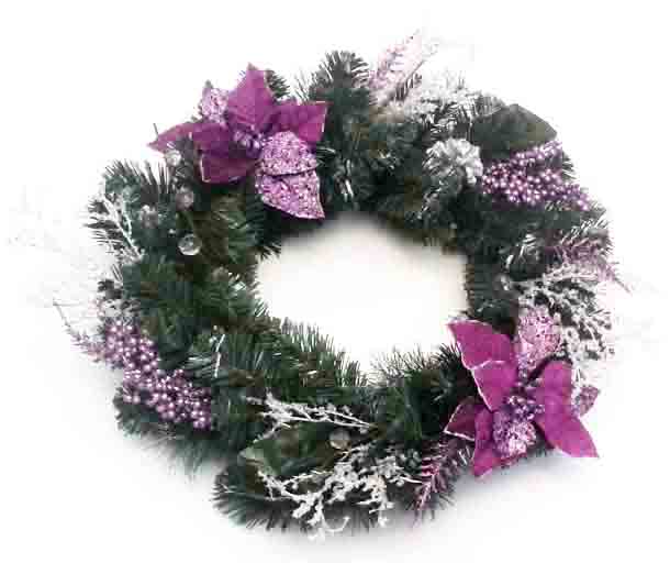XW18 - 18" Decorated Wreath - 16.85 ea