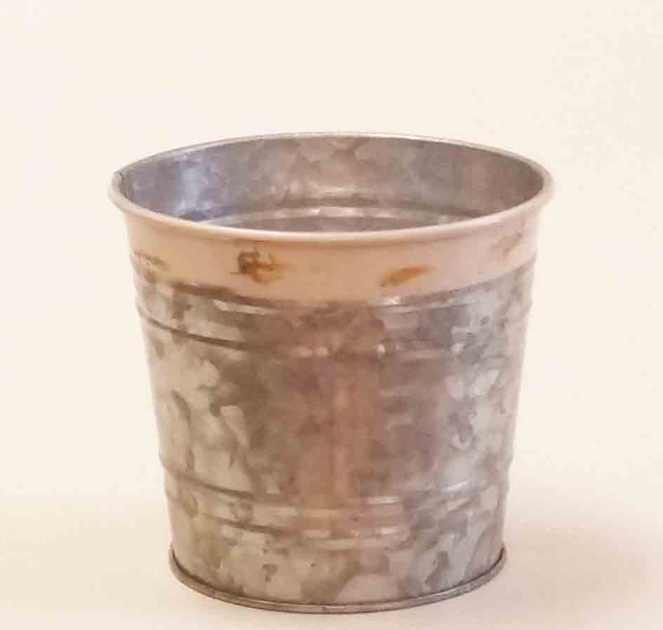 M4 - 4.5" Metal Pot with Liner - 2.95 ea, 2.50/48