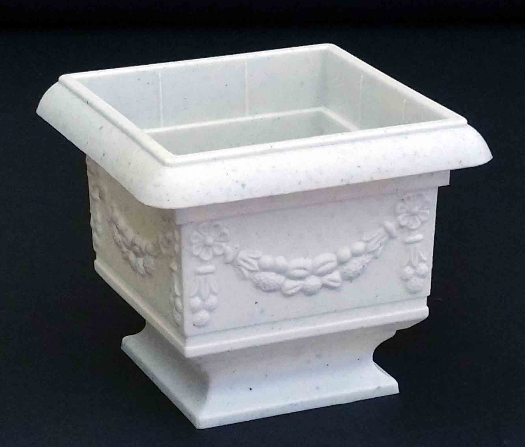 2102 - 6" Pedestal Planter - 4.00 ea, 3.75/24
