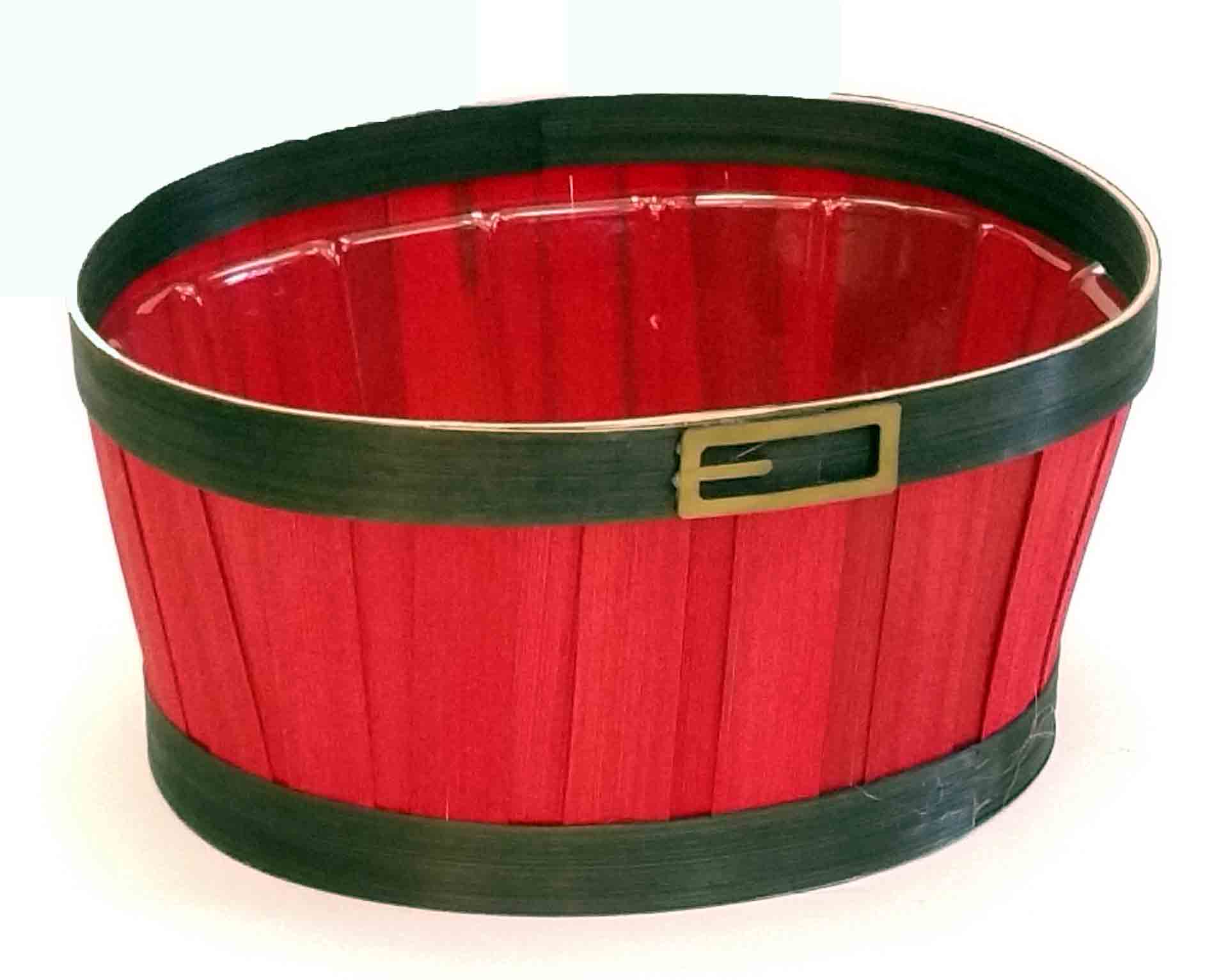 9068 - 9" Oval Xmas Basket with Liner- 4.20 ea, 3.95/12