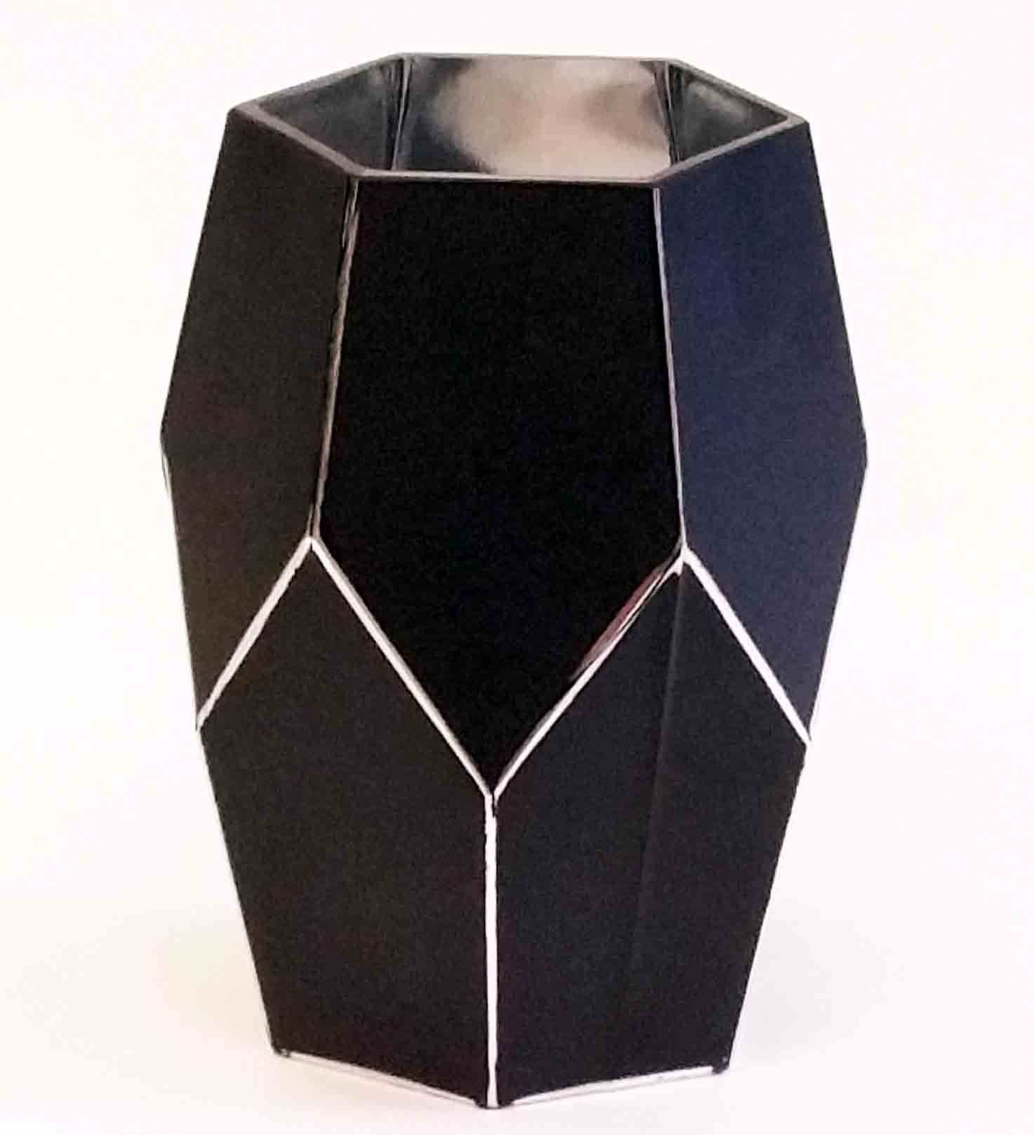 GC520 - 8" Hexagonal Vase - 8.65 ea, 8.35/12