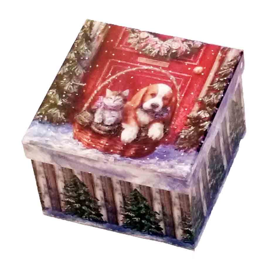 X253 - Small Square Gift Boxes - 7.95 set of 3