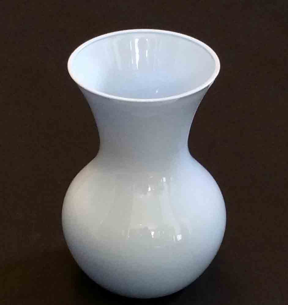 2422 - 7" Sweetheart Vase - 4.10 ea, 3.90/24