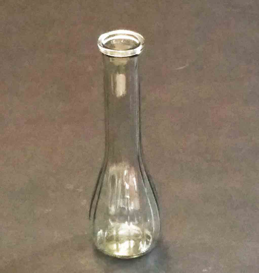 GL900 - 8.5" Bud Vase - 2.90 ea, 2.75/48