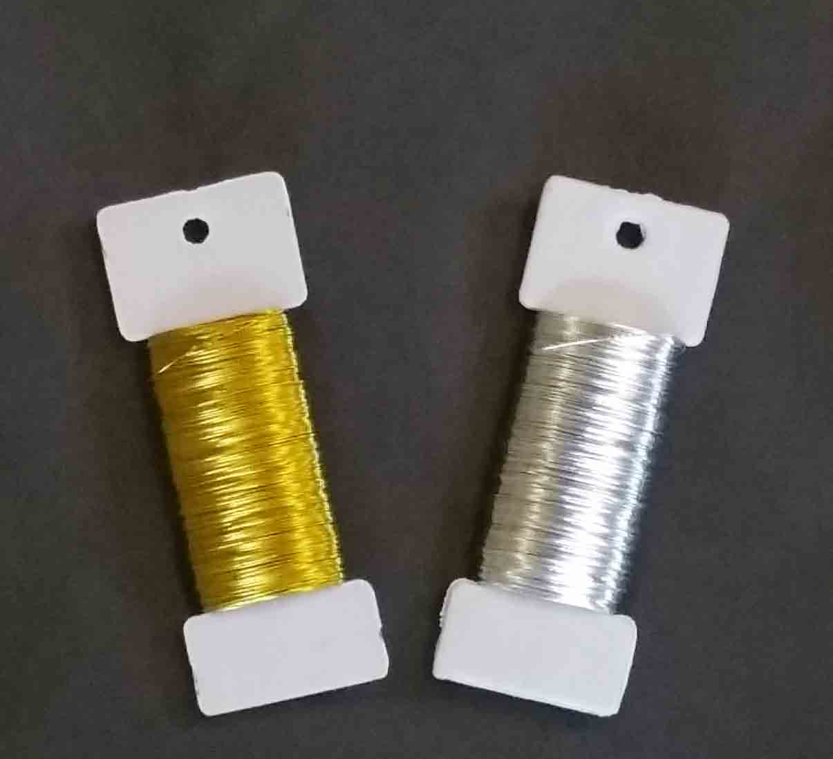 2207 - 24 Gauge Metallic Paddle Wire - 8.25 ea