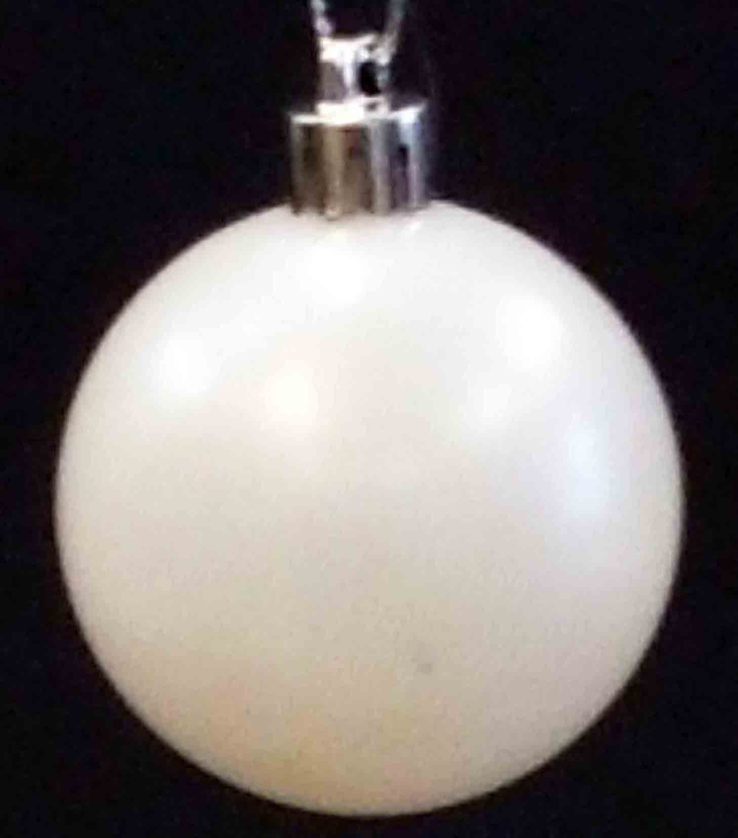 X981 - Pearl 3" Hanging Ball - .95 ea, .75/24