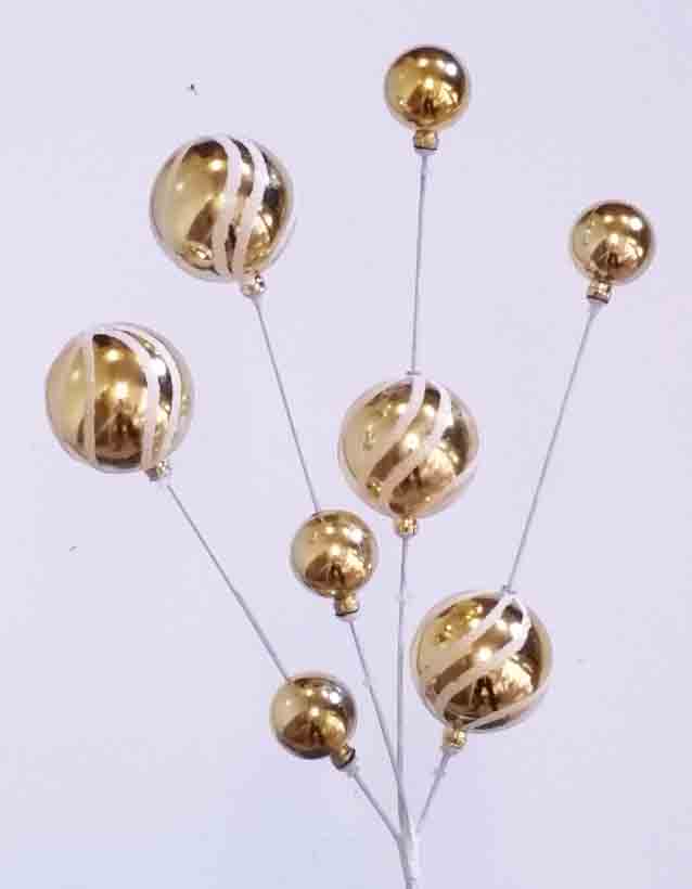 X722 - 18" Gold Ball Spray x 8 - 4.95 ea, 4.50/36