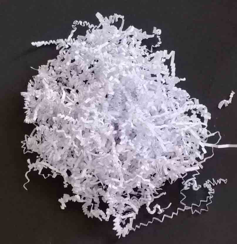 137 - White Shredded Krinkle Paper - 7.50 bag