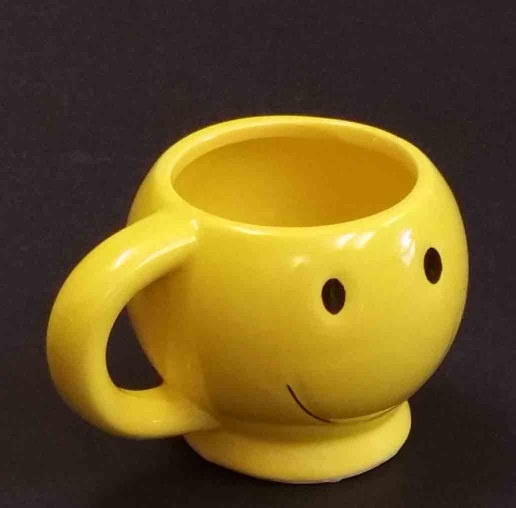 C716 - 4" Smiley Face Mug - 3.65 ea, 3.35/24