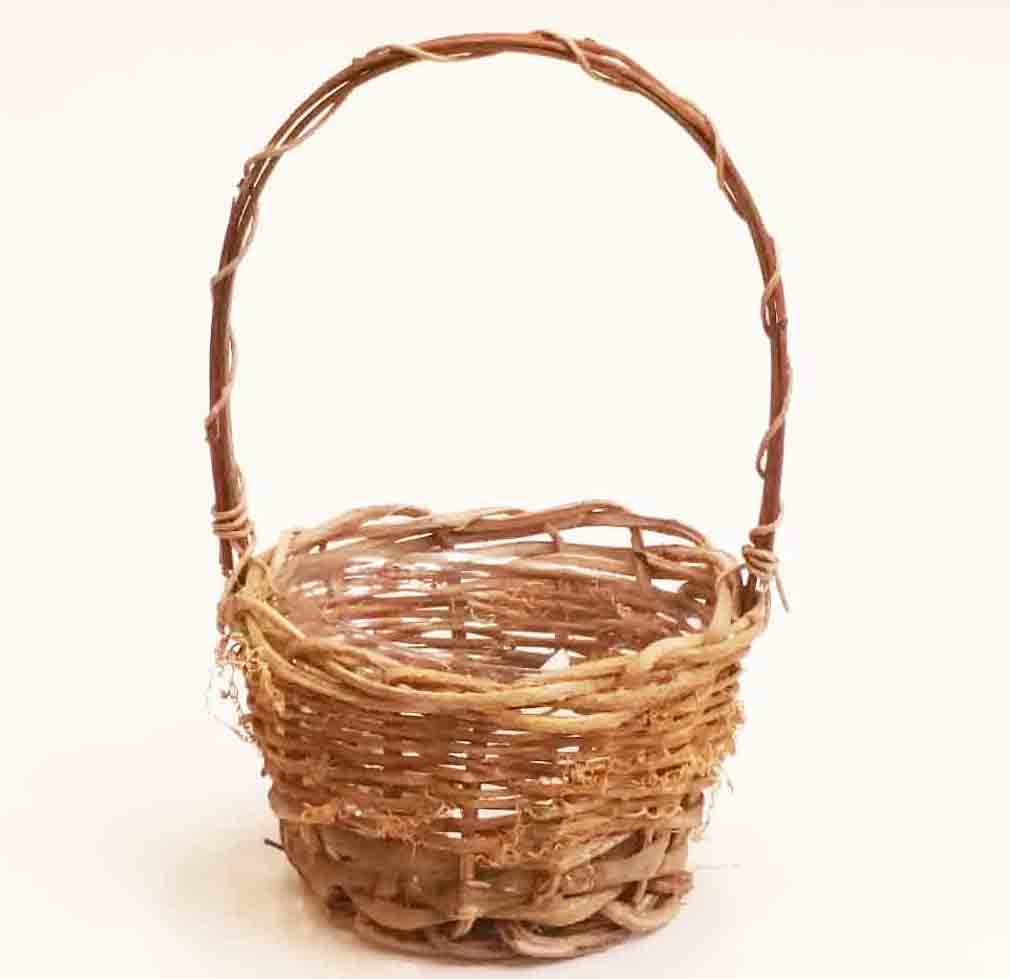 82256 - 6.5" Twiggy Vine Basket with Liner - 5.45 ea, 4.95/24
