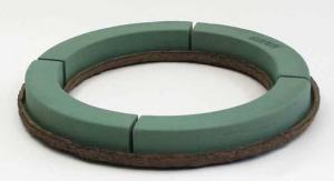 1570 - 15.7" Artesia Wet Foam Wreath - 33.45 ea