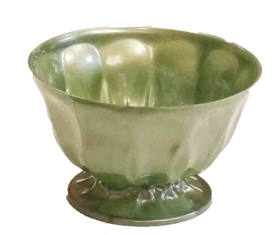 1360 - 5.75" Classic Pedestal Bowl - 2.35 ea, 1.95/48