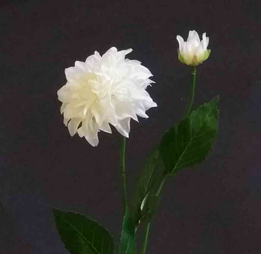 D54 - 18" White Dahlia Spray - 2.25 ea, 1.95/12