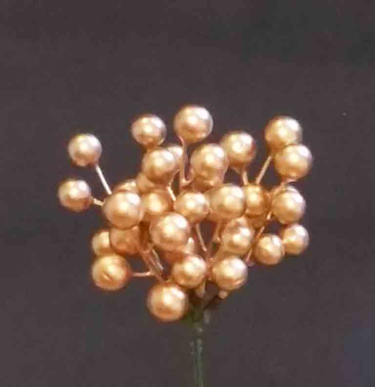 X83 - 7" Gold Metallic Berry Pick - 1.55 ea, 1.40/24