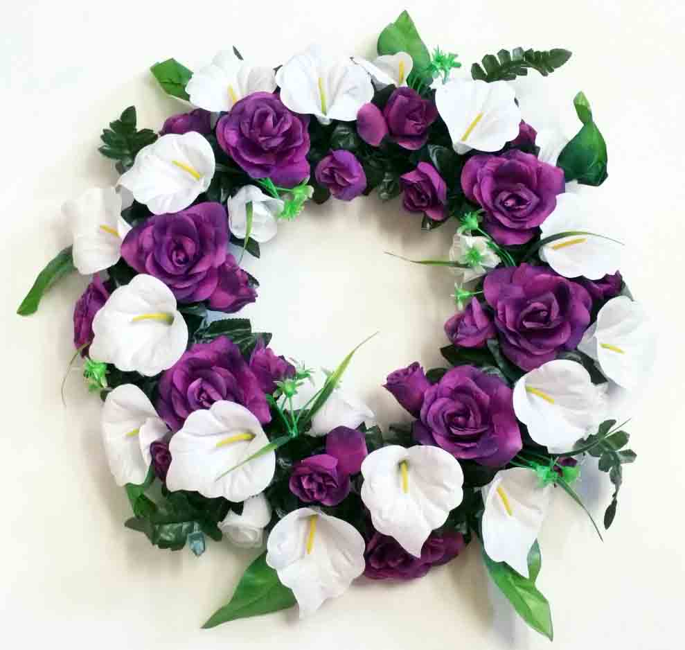 1889 - 22" Purple/White Wreath - 39.95 ea