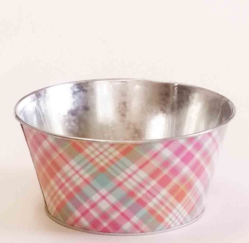 M841 - 8" x 4" Plaid Metal Pot W/Liner - 4.45 ea